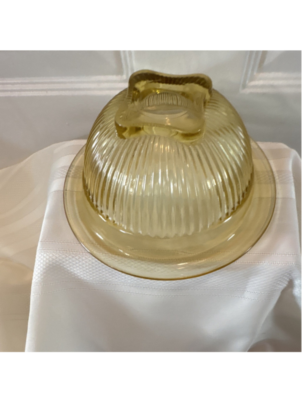 Yellow Glass Ribbed Round bowl - Picture 7 of 7
